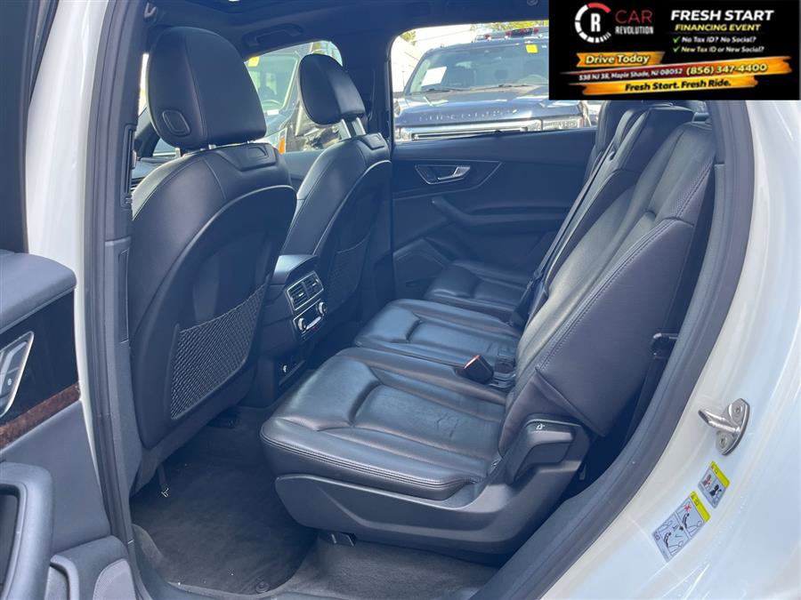 Used 2019 Audi Q7 3.0T Prestige w/ Prestige Package AWD/4WD image 12