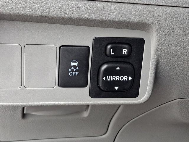 Used 2010 Toyota Corolla FWD image 28