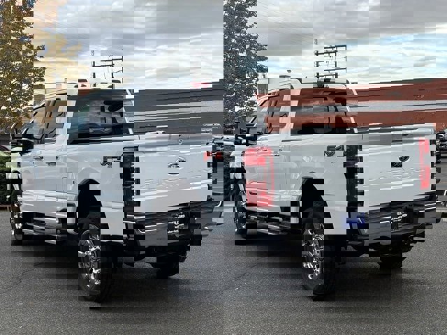 New 2026 Ford F350 Lariat w/ Lariat Premium Package image 5