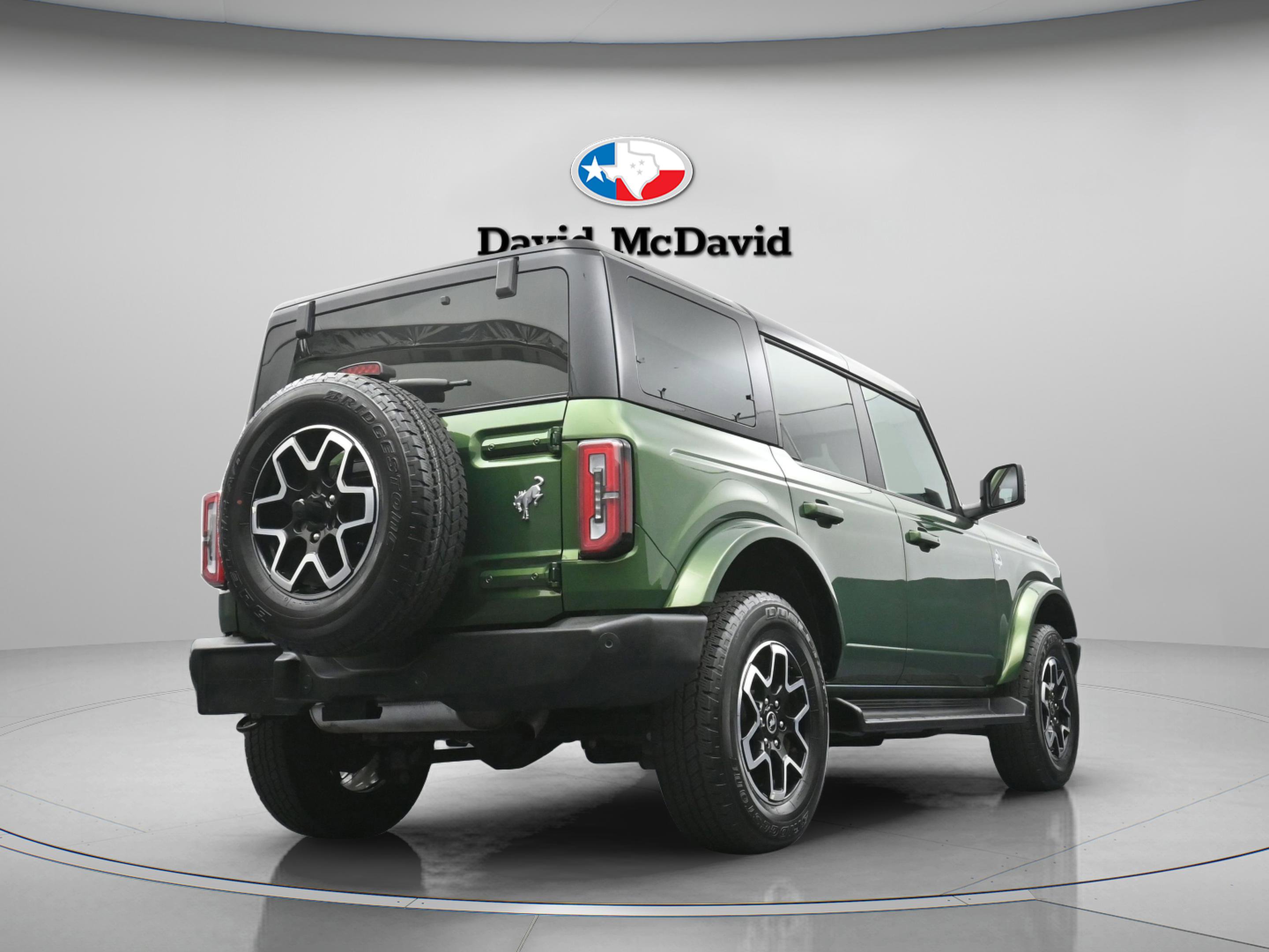 Used 2025 Ford Bronco Outer Banks image 18