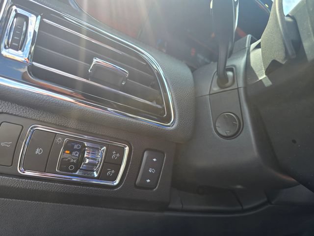 Used 2023 Lincoln Navigator Reserve AWD/4WD image 20