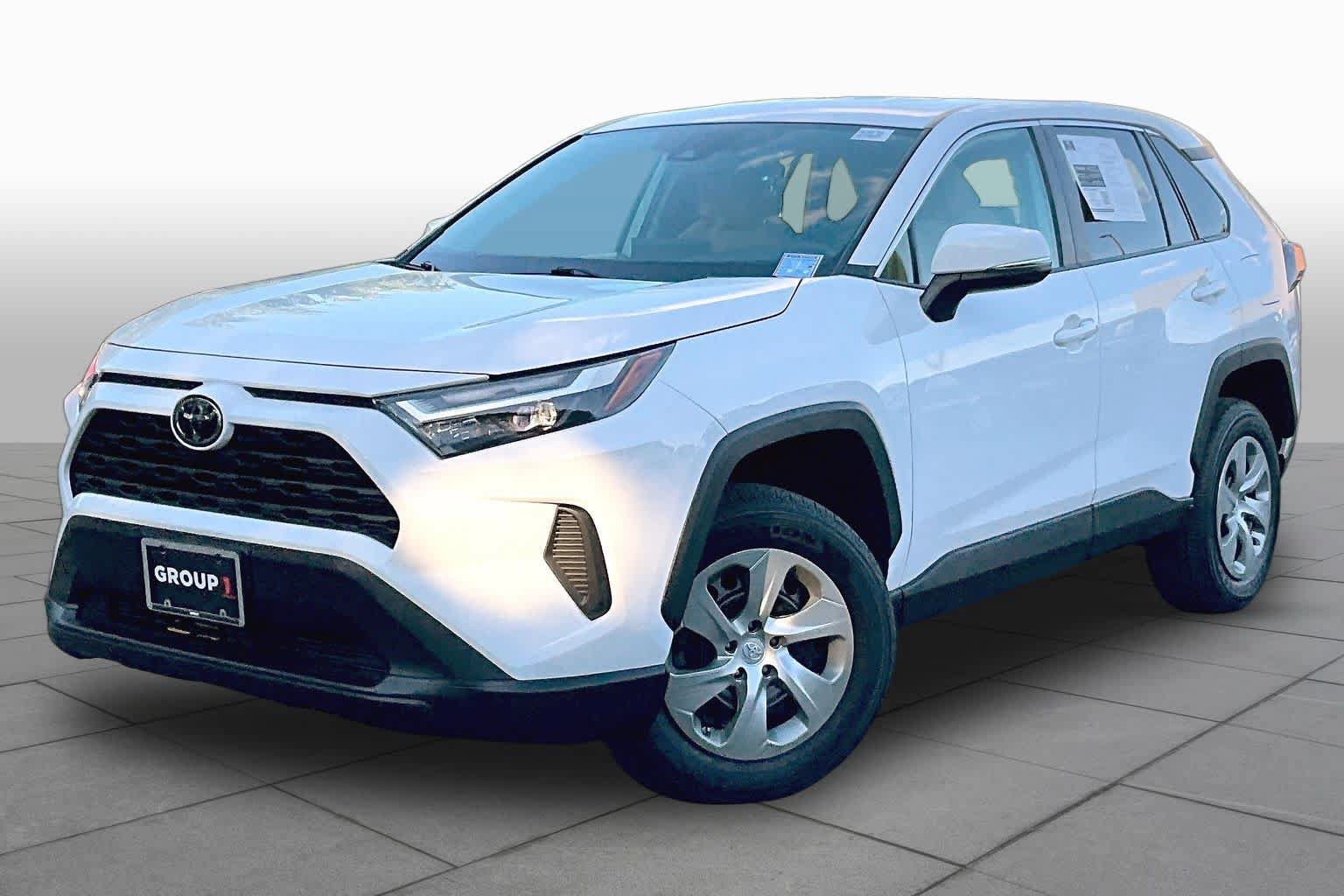 Certified 2023 Toyota RAV4 LE AWD/4WD image 2