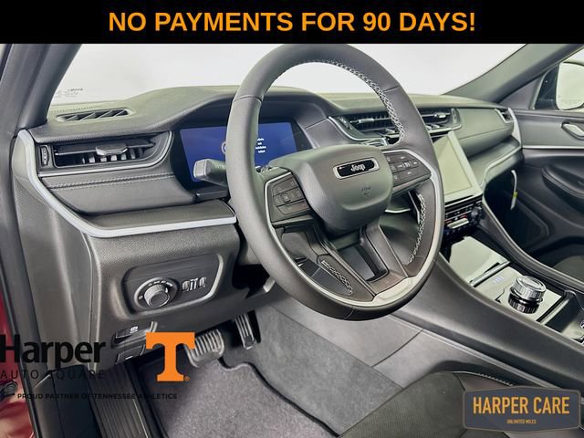 New 2025 Jeep Grand Cherokee L Laredo image 11