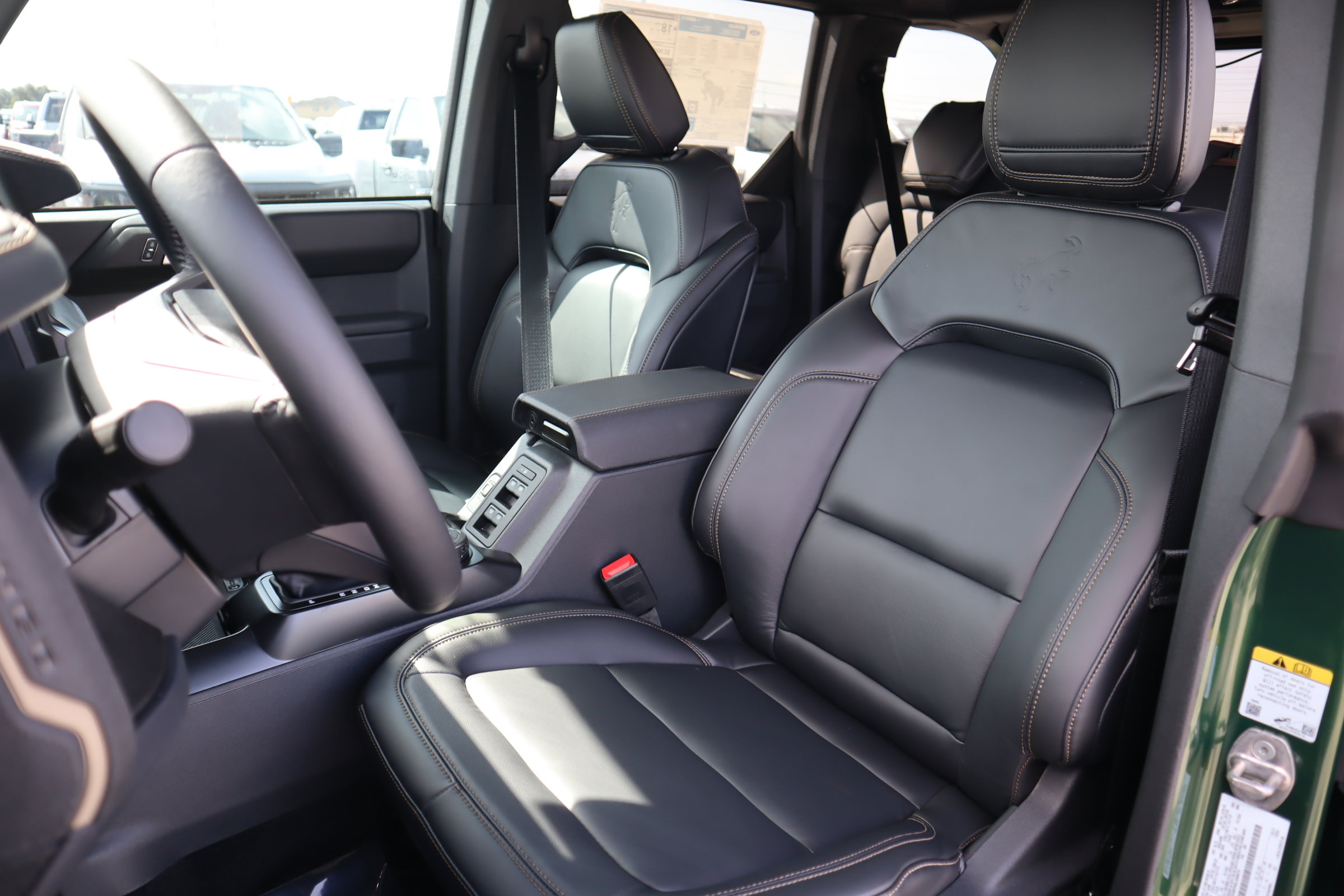 New 2025 Ford Bronco Badlands image 34