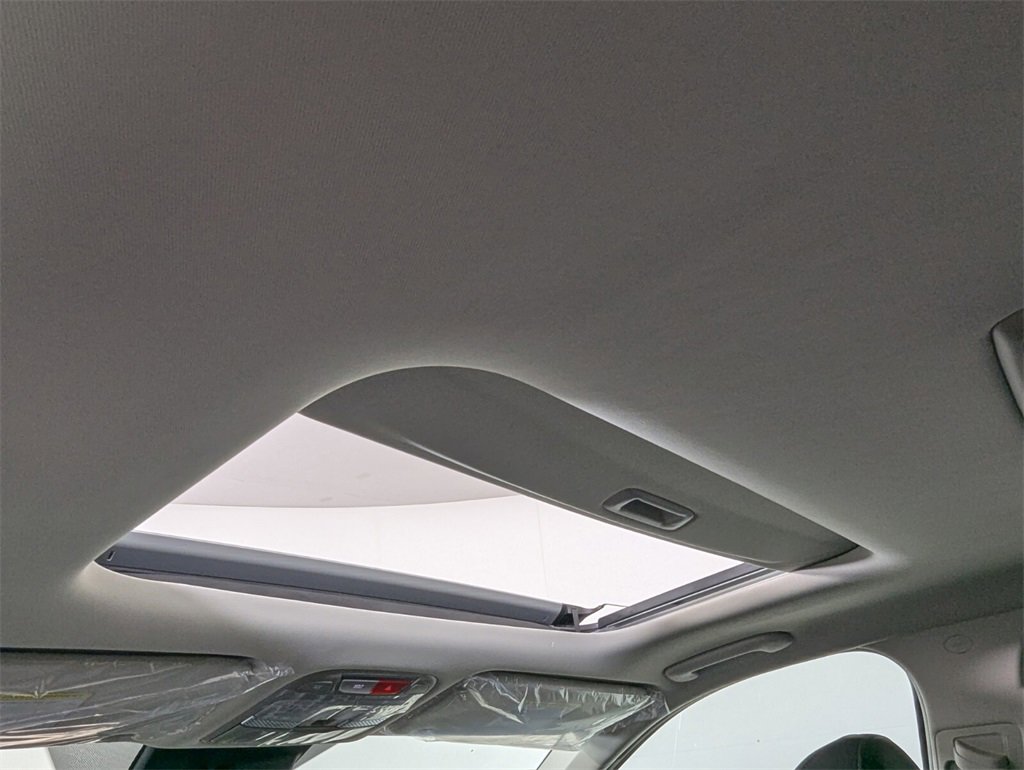 New 2025 Kia Telluride S image 28