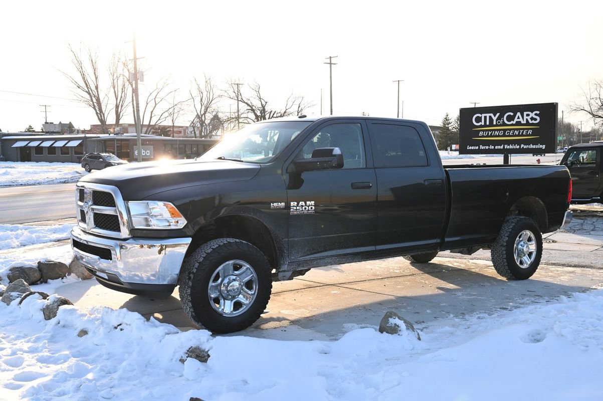 Used 2018 RAM 2500 Tradesman w/ Chrome Appearance Group image 9
