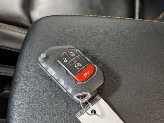 Used 2021 Jeep Gladiator Overland AWD/4WD image 25
