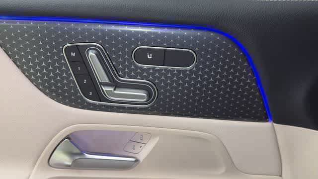 Certified 2026 Mercedes-Benz GLB 250 4MATIC image 17