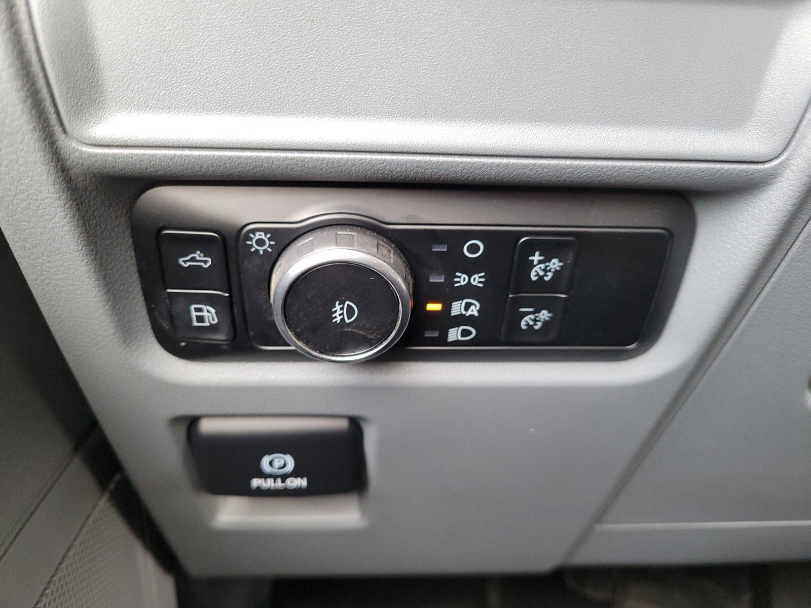 Used 2024 Ford F150 XLT w/ Mobile Office Package image 23