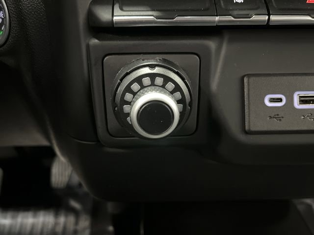 Used 2024 GMC Sierra 2500 Pro image 24