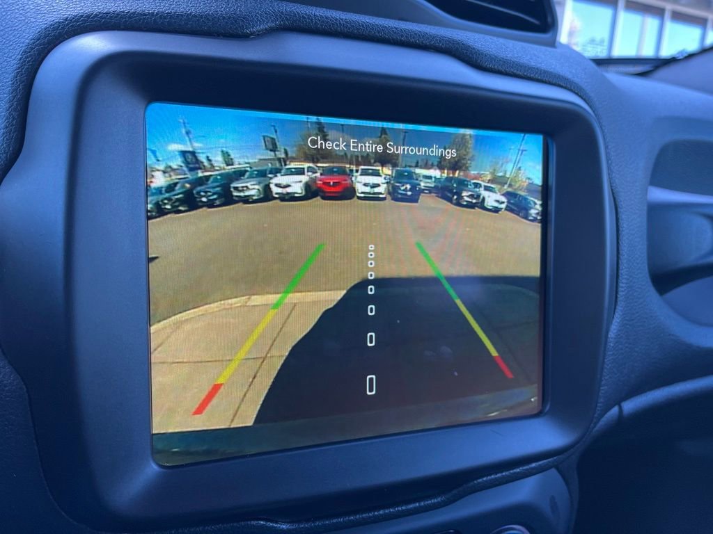 Used 2022 Jeep Renegade Altitude w/ Convenience Group image 20