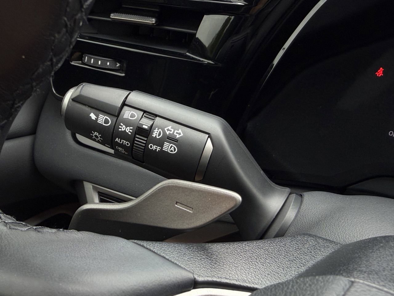 Used 2023 Lexus RX 350 Premium Plus w/ Cold Area Package image 18