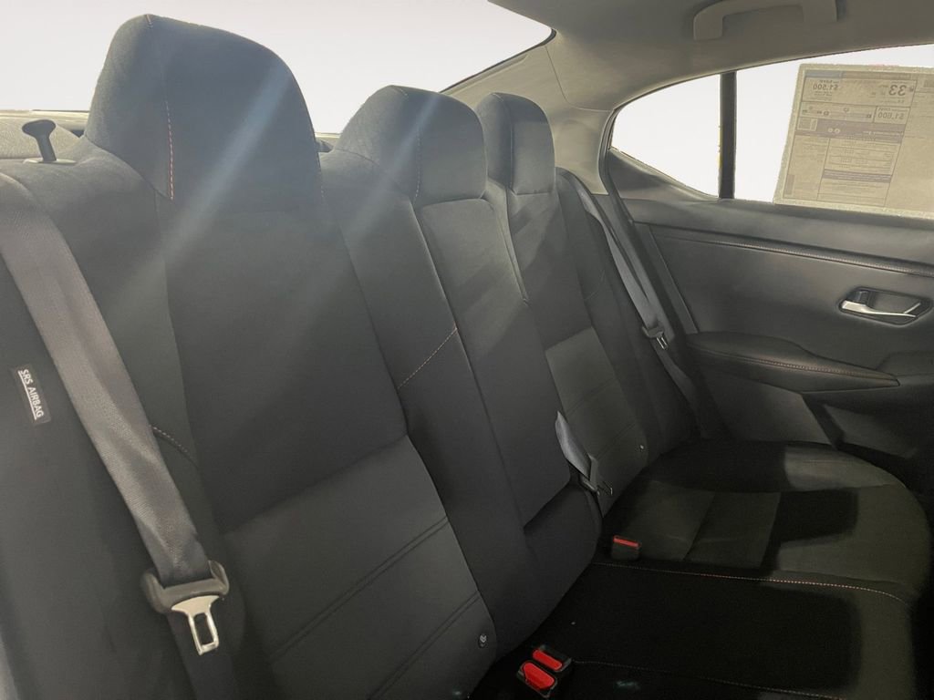 Certified 2025 Nissan Sentra SR w/ Midnight Edition image 31