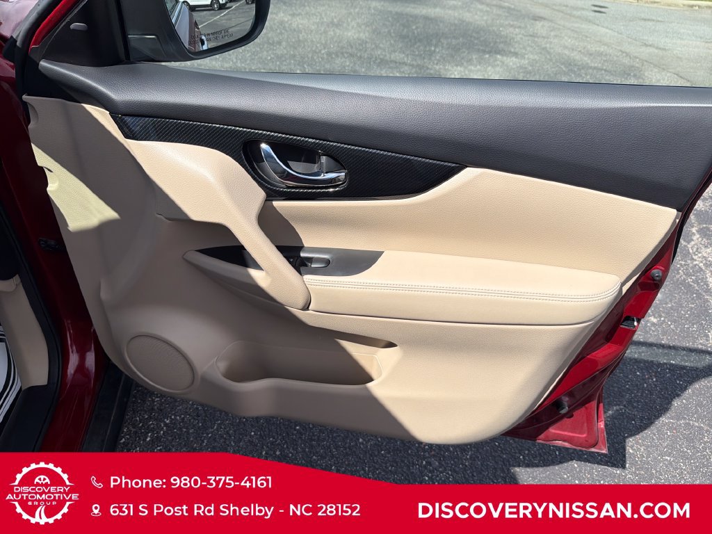 Certified 2019 Nissan Rogue SL FWD image 42