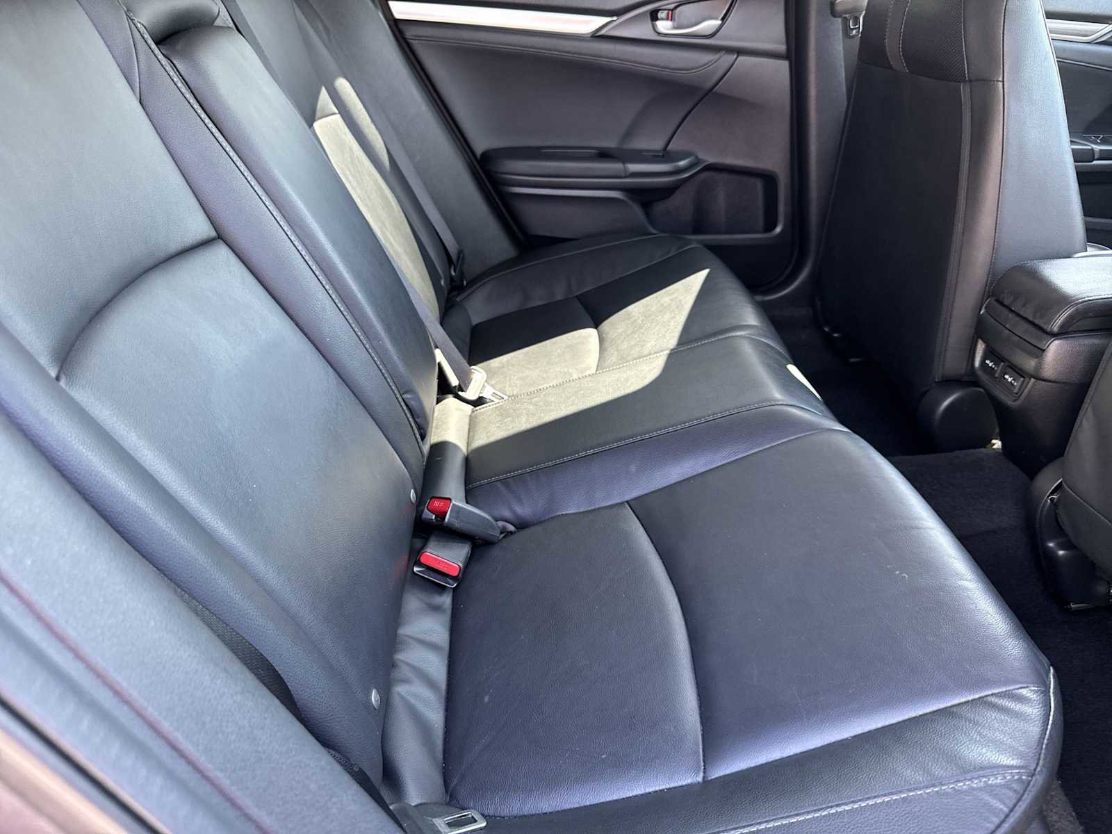 Used 2020 Honda Civic Touring image 17