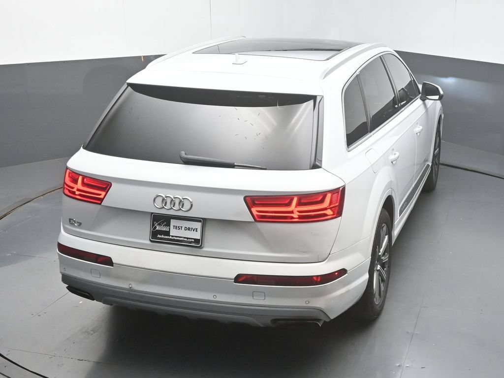 Used 2017 Audi Q7 3.0T Premium Plus w/ Premium Plus Package AWD/4WD image 46