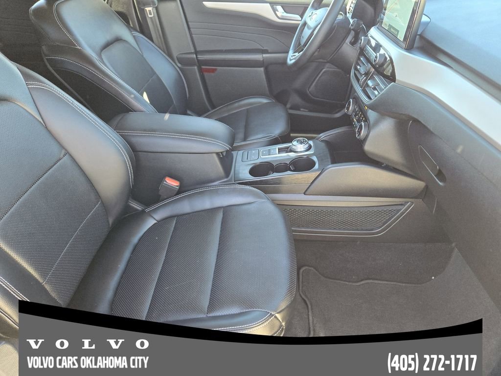 Used 2022 Ford Escape SEL image 14