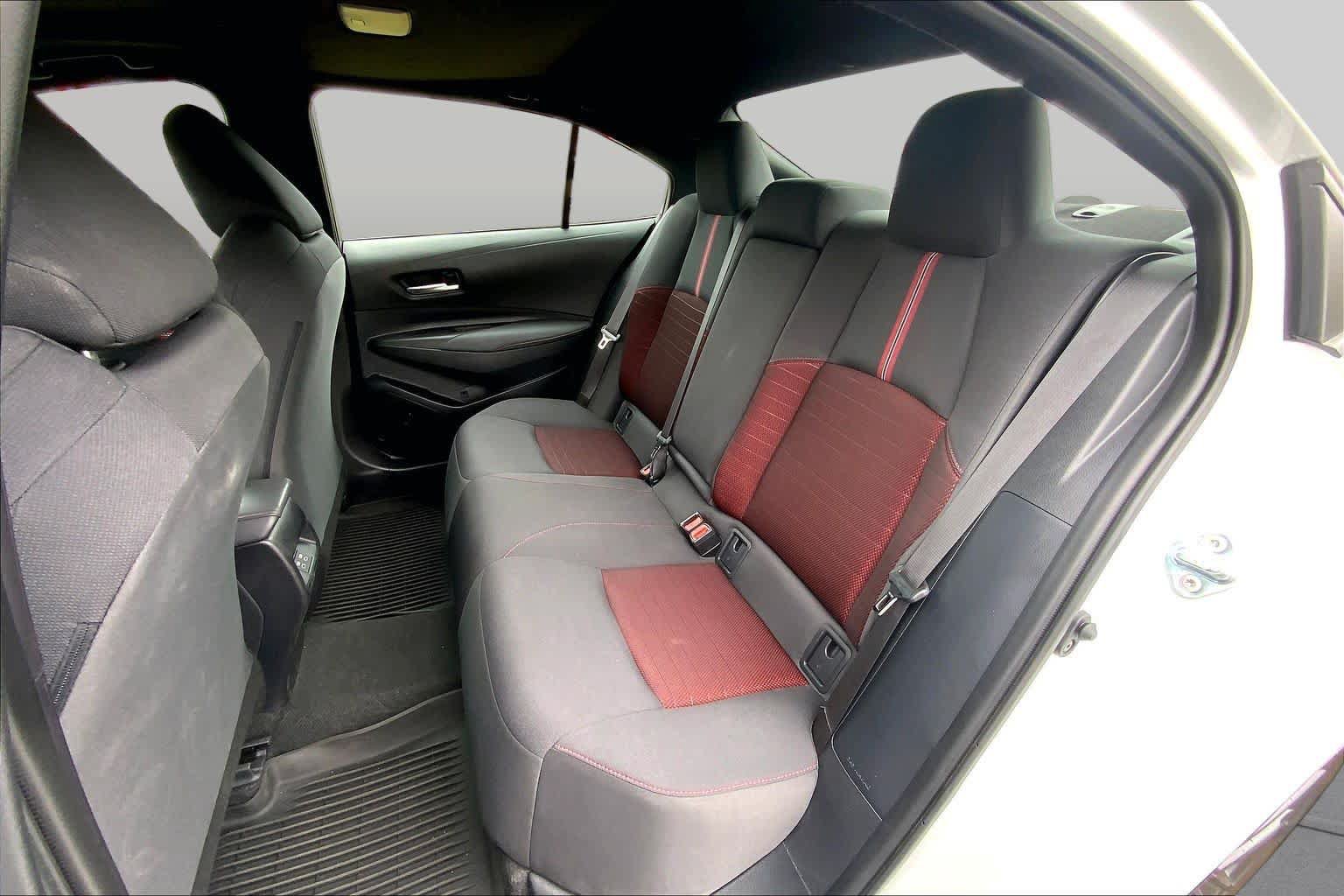 Certified 2025 Toyota Corolla SE w/ SE Premium Package FWD image 20