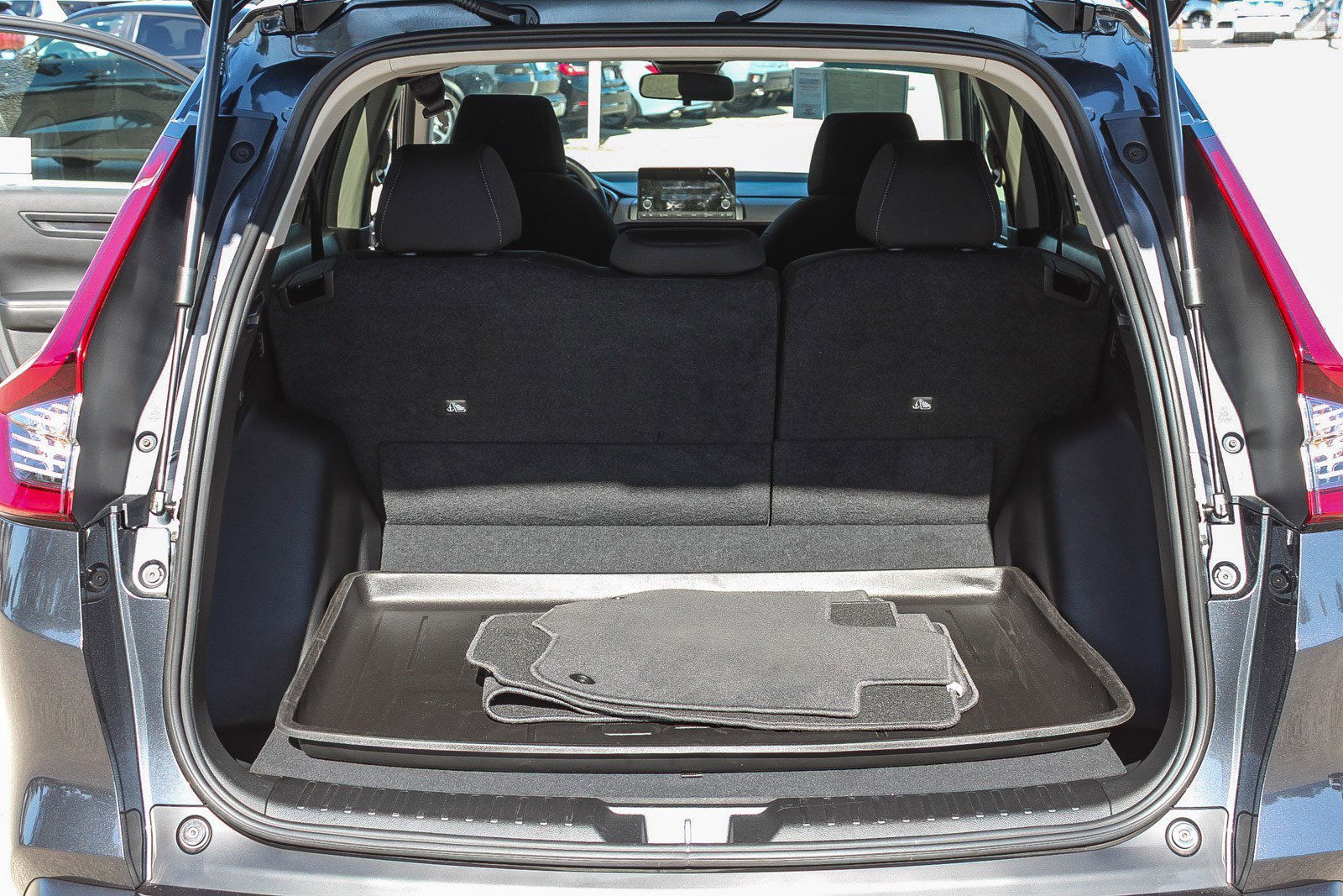 Certified 2025 Honda CR-V EX image 28