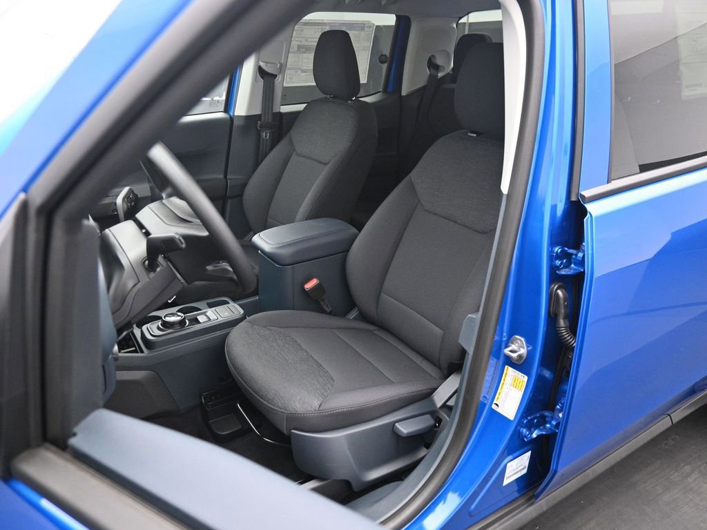 New 2025 Ford Maverick XL image 8