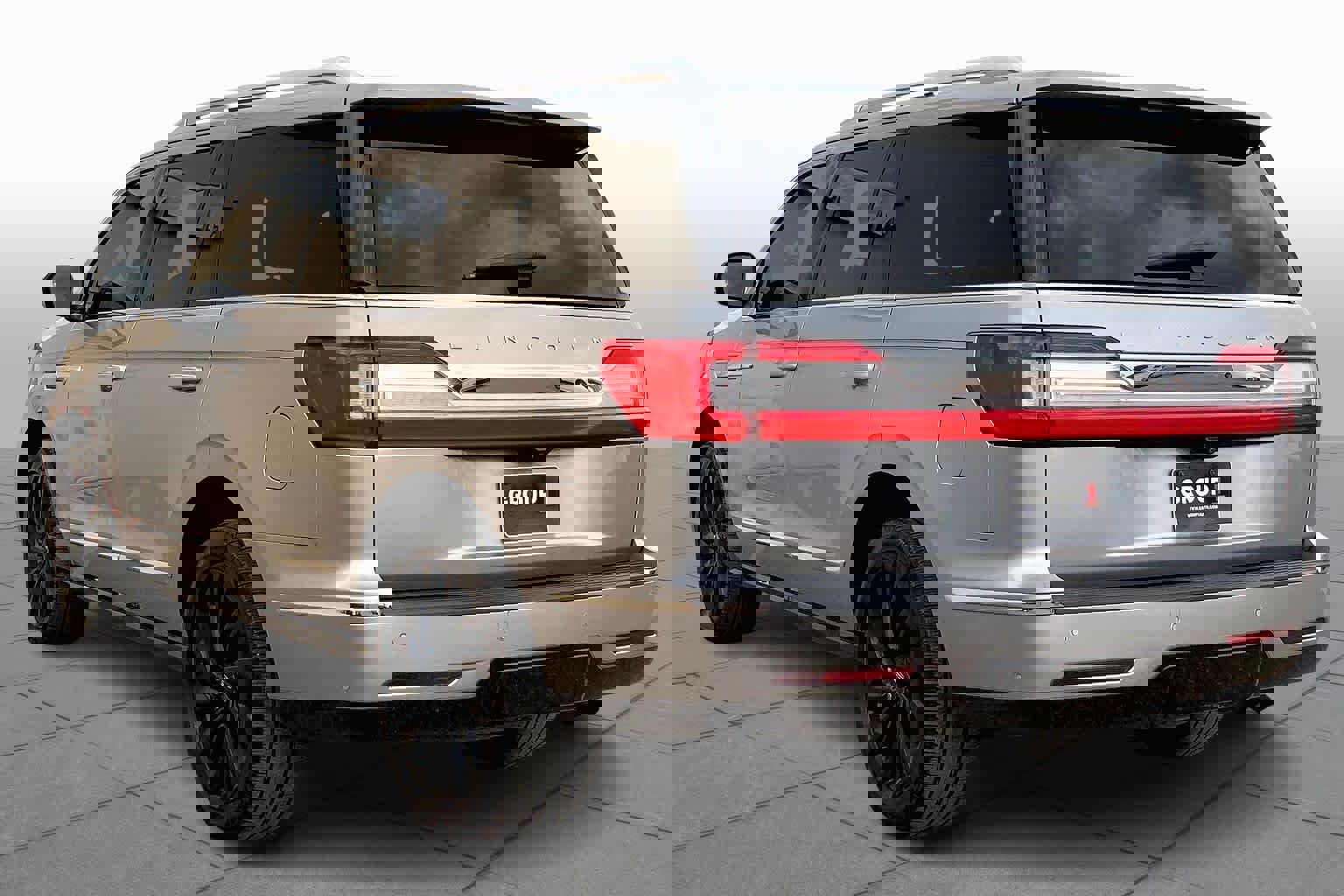 Used 2020 Lincoln Navigator Reserve w/ Luxury Package image 11