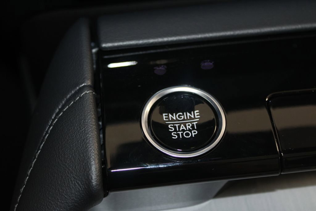 Used 2025 Lincoln Navigator Reserve w/ Jet Appearance Package image 42