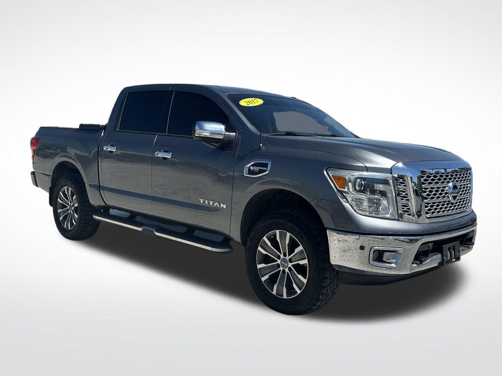 Used 2017 Nissan Titan SL image 9