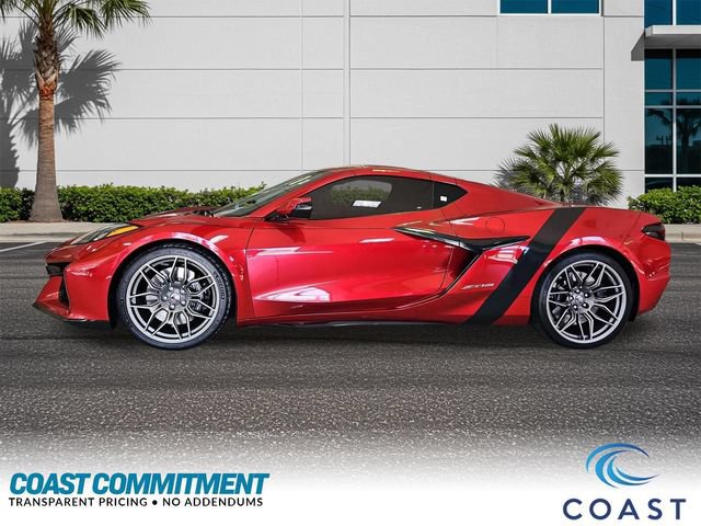 Used 2025 Chevrolet Corvette Z06 w/ Chrome Exterior Badge Package RWD image 9