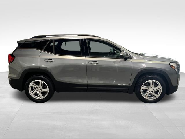 Used 2018 GMC Terrain SLE w/ Driver Convenience Package FWD image 8