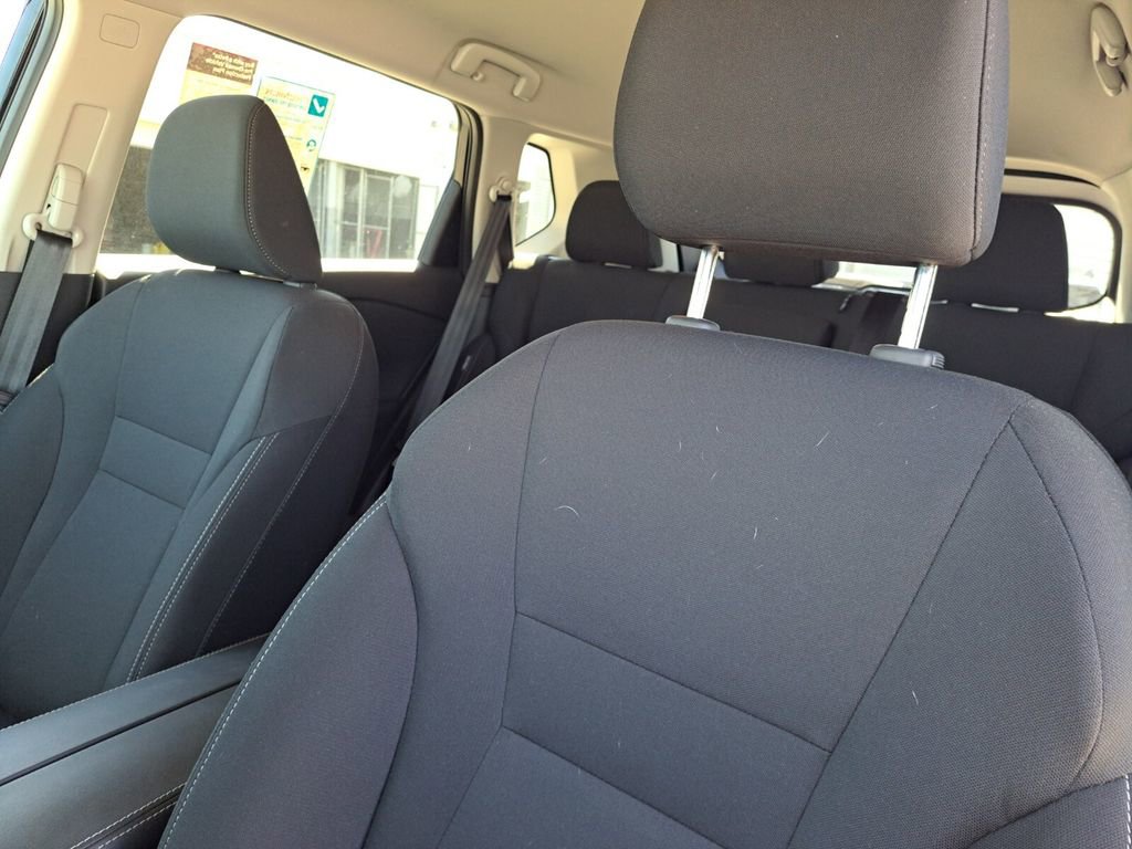 Used 2026 Nissan Rogue S FWD image 18
