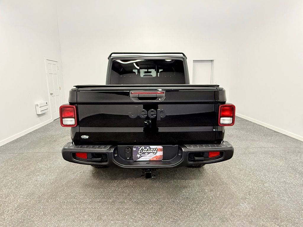 Used 2023 Jeep Gladiator Sport S image 10