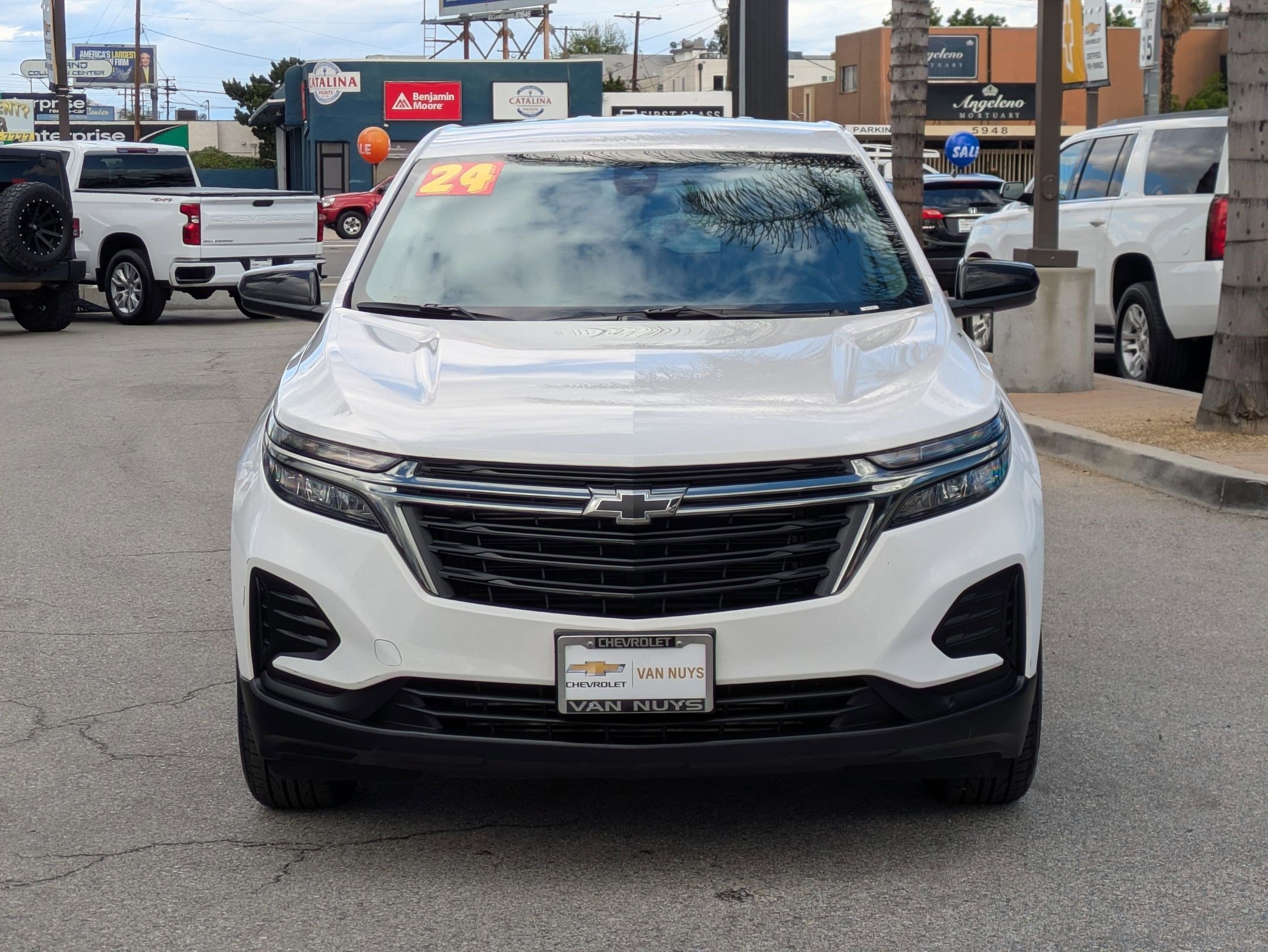 Certified 2024 Chevrolet Equinox LS w/ Sport Edition image 2