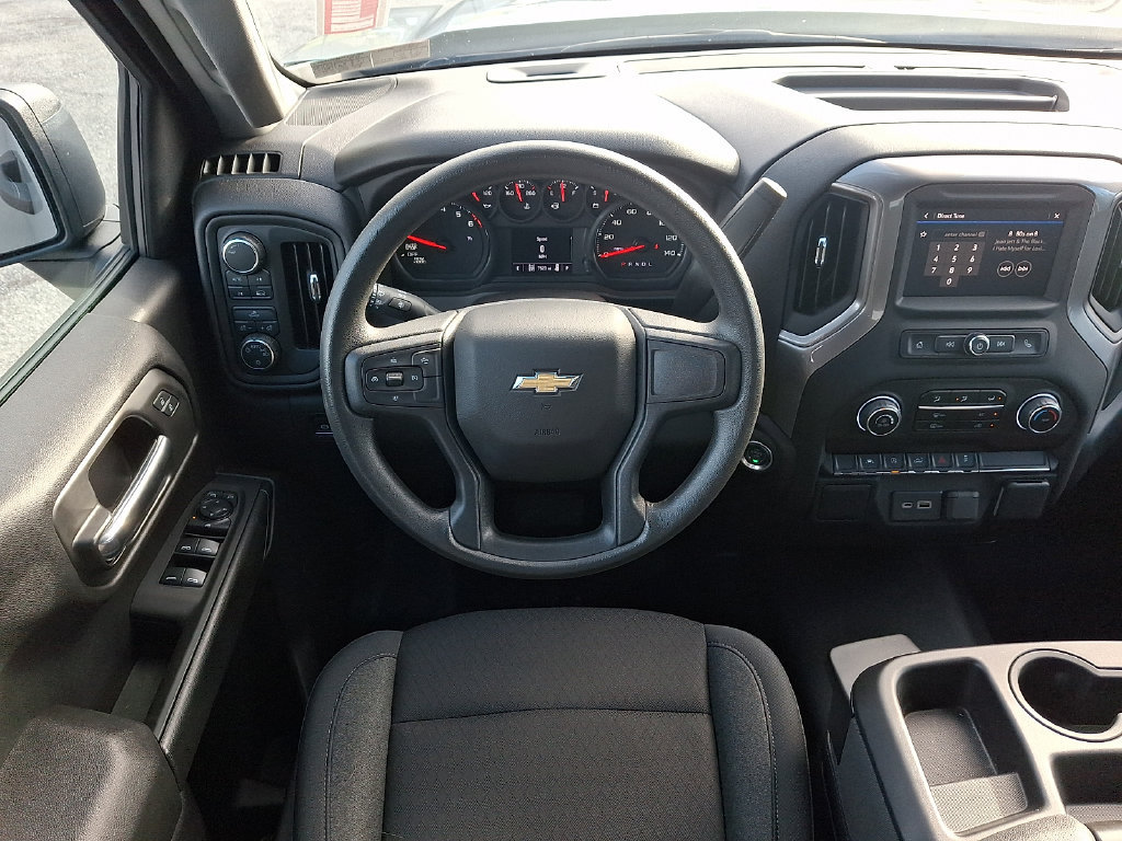 Used 2025 Chevrolet Silverado 1500 Custom AWD/4WD image 11