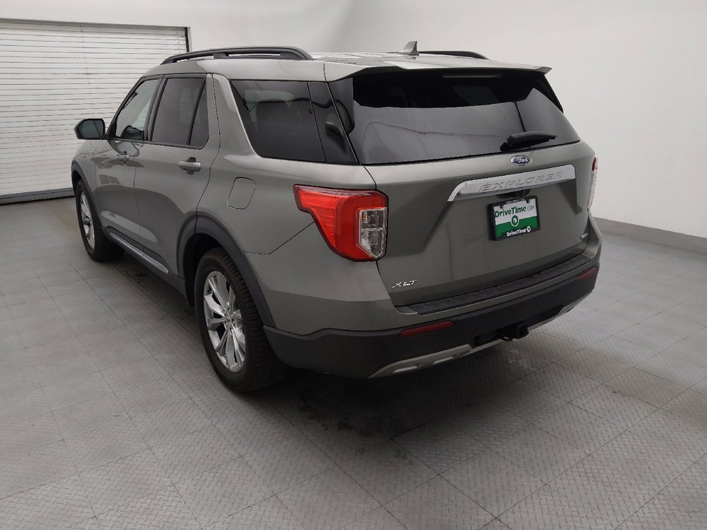 Used 2020 Ford Explorer XLT w/ Equipment Group 202A image 5