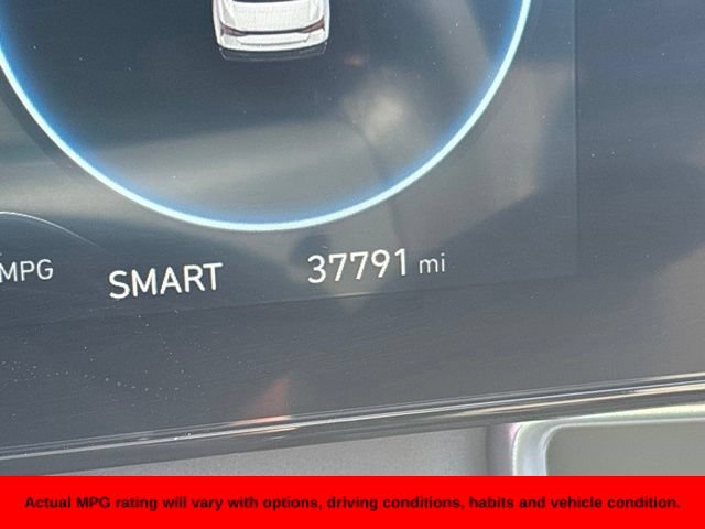 Used 2024 Hyundai Elantra SEL w/ Convenience Package FWD image 8