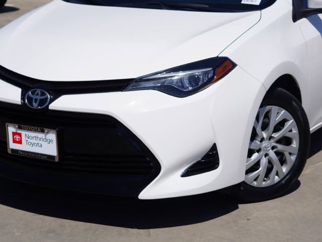 Used 2017 Toyota Corolla LE FWD image 5