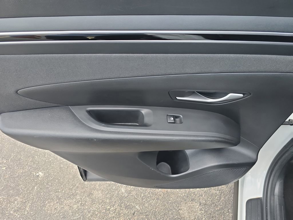Used 2023 Hyundai Tucson SEL w/ Convenience Package image 10
