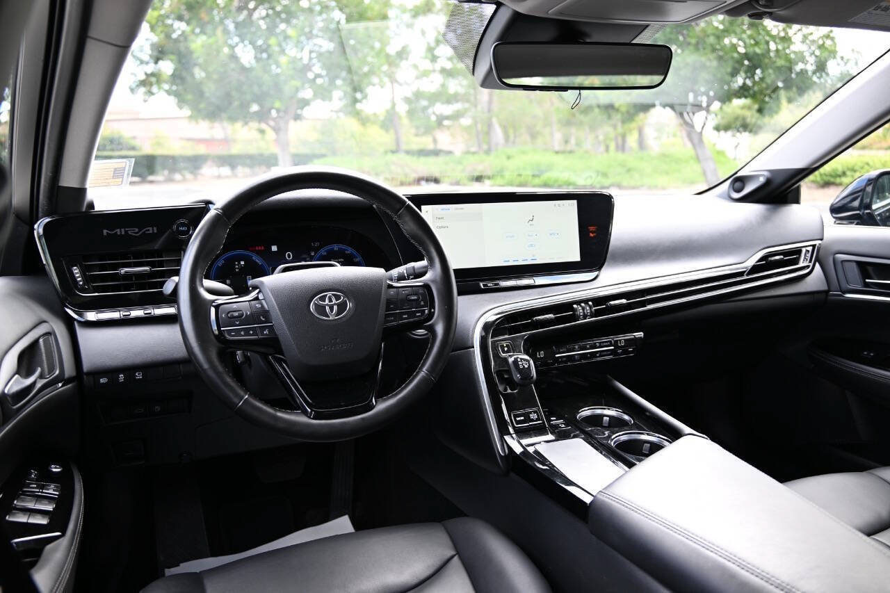 Used 2024 Toyota Mirai w/ Advanced Technology Package RWD image 16
