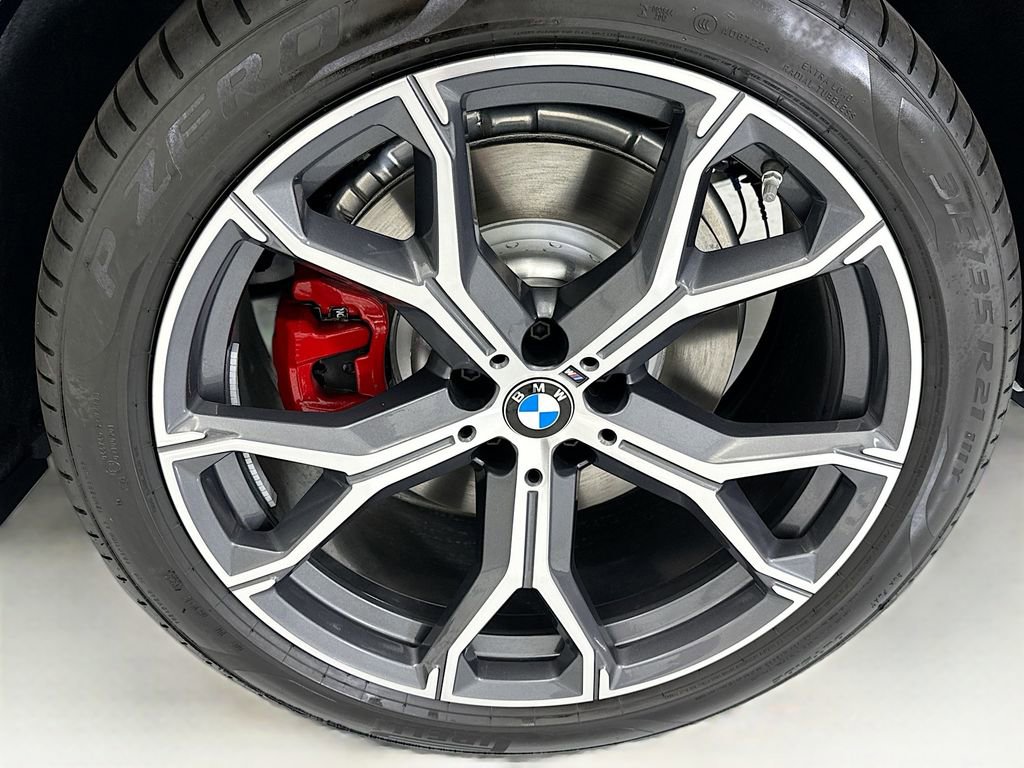 Used 2026 BMW X5 xDrive50e w/ M Sport Package AWD/4WD image 30