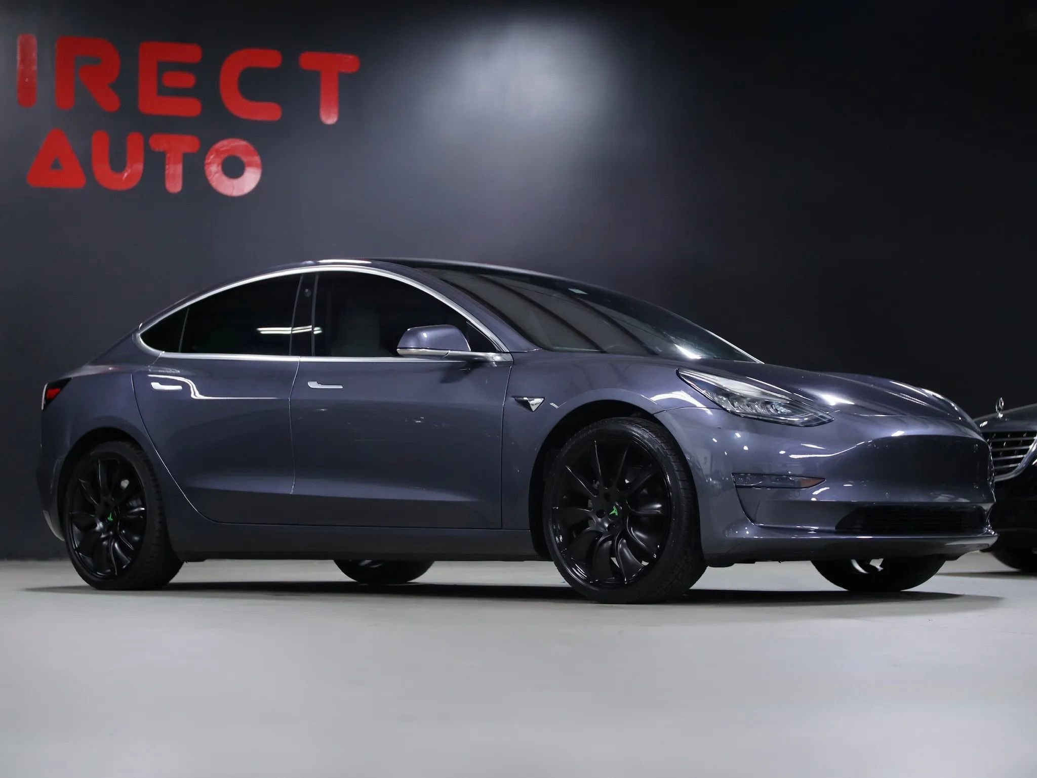 Used 2020 Tesla Model 3 Standard Range RWD image 9