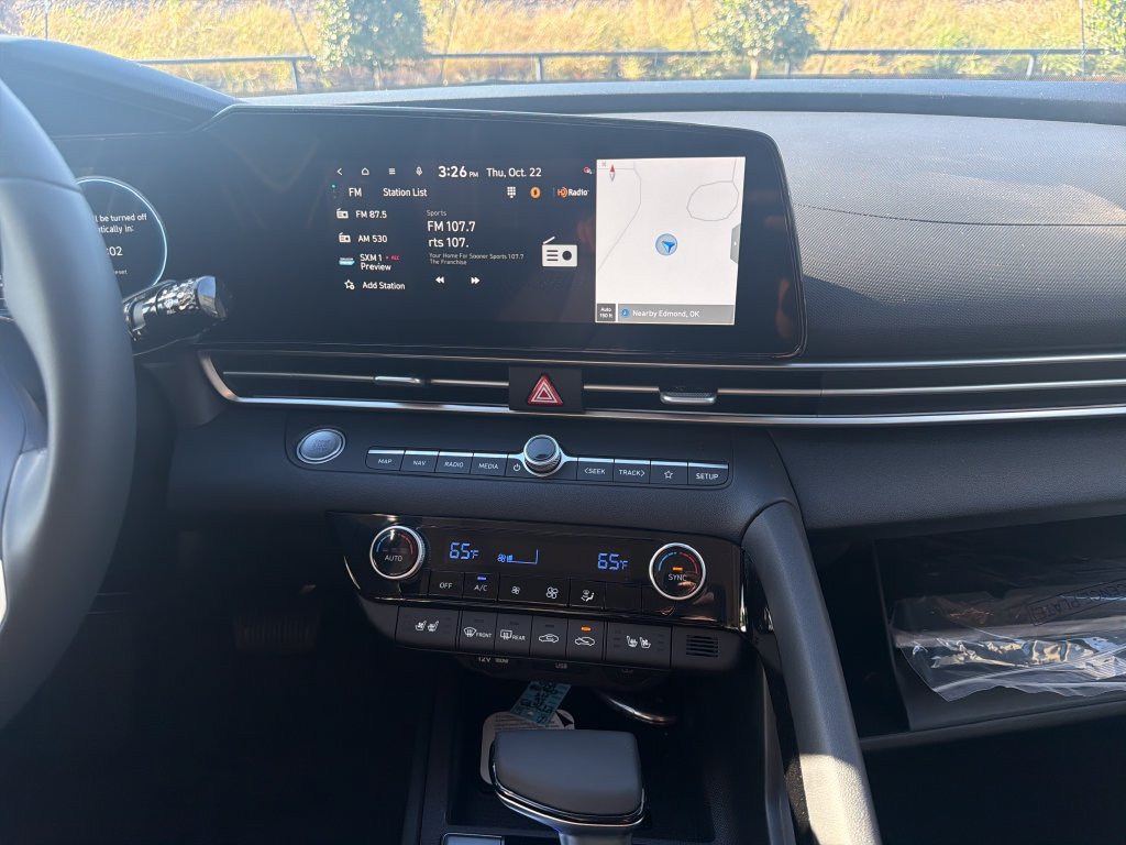 New 2026 Hyundai Elantra Limited FWD image 29
