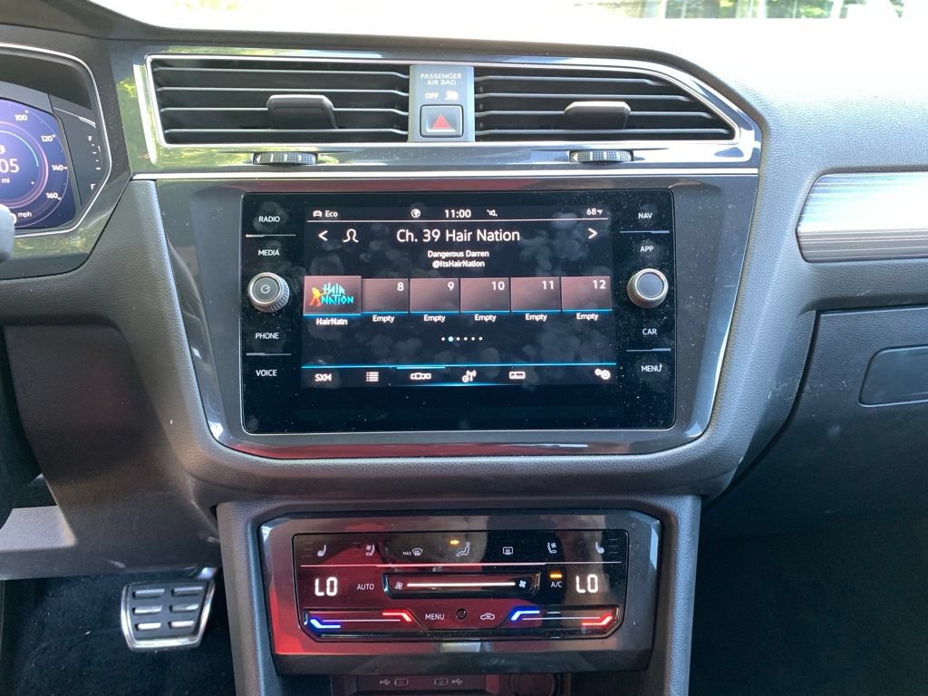 Used 2024 Volkswagen Tiguan SEL R-Line AWD/4WD image 19