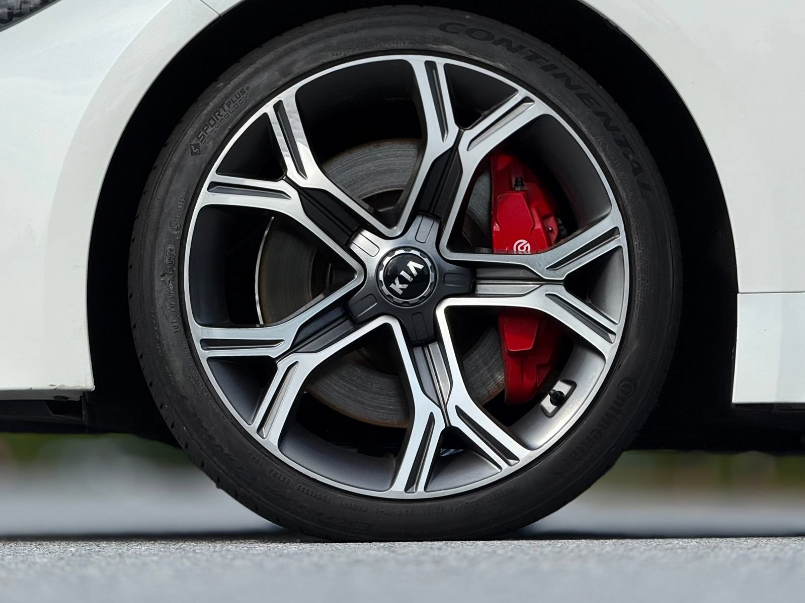 Used 2020 Kia Stinger GT RWD image 18