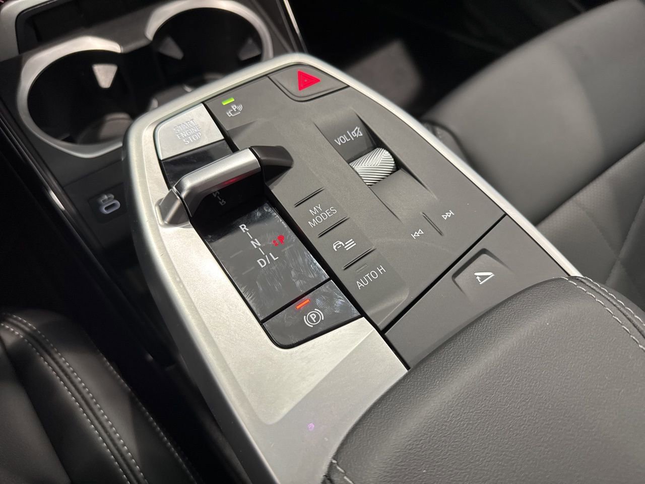 Used 2025 BMW X2 xDrive28i w/ Technology Package image 30