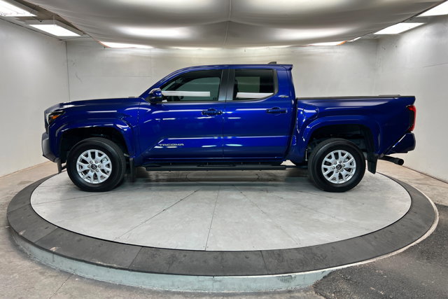 Used 2025 Toyota Tacoma SR5 image 2