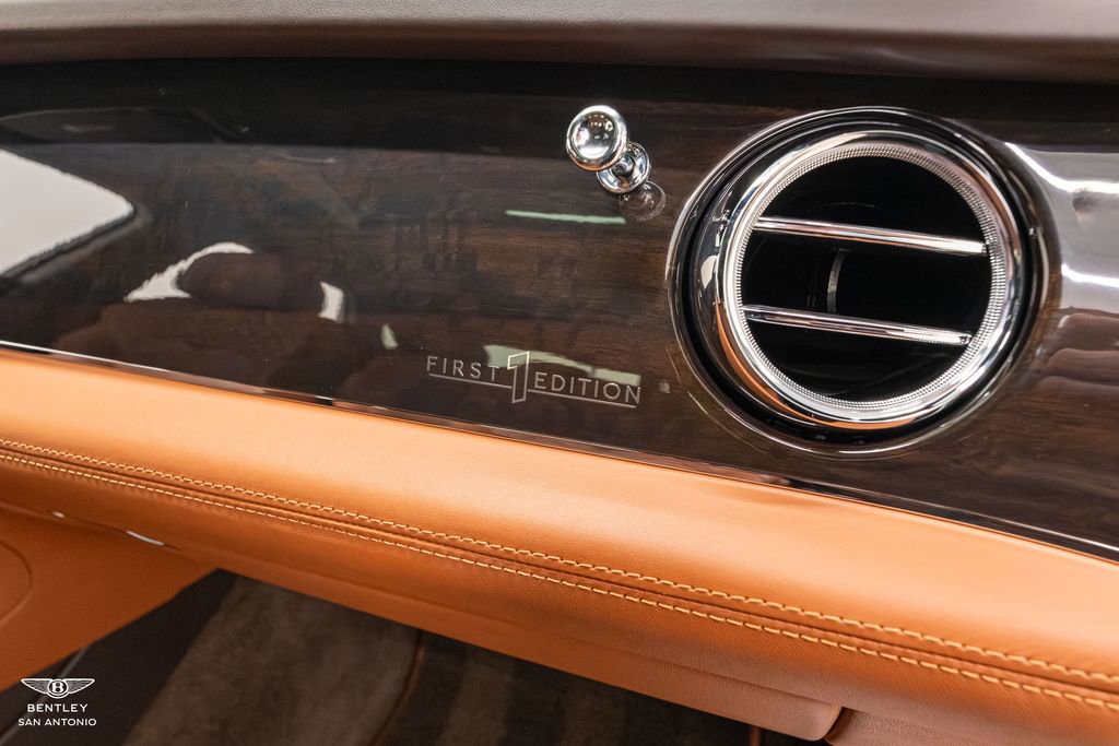 Used 2021 Bentley Bentayga AWD/4WD image 35