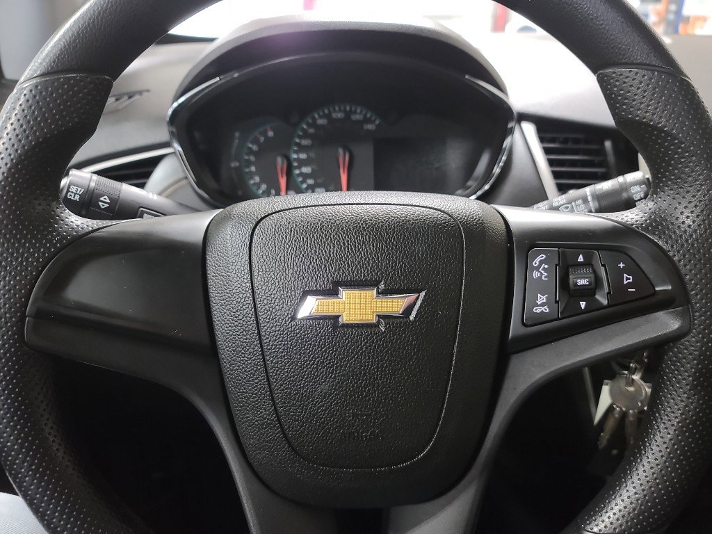 Used 2018 Chevrolet Trax LS image 16