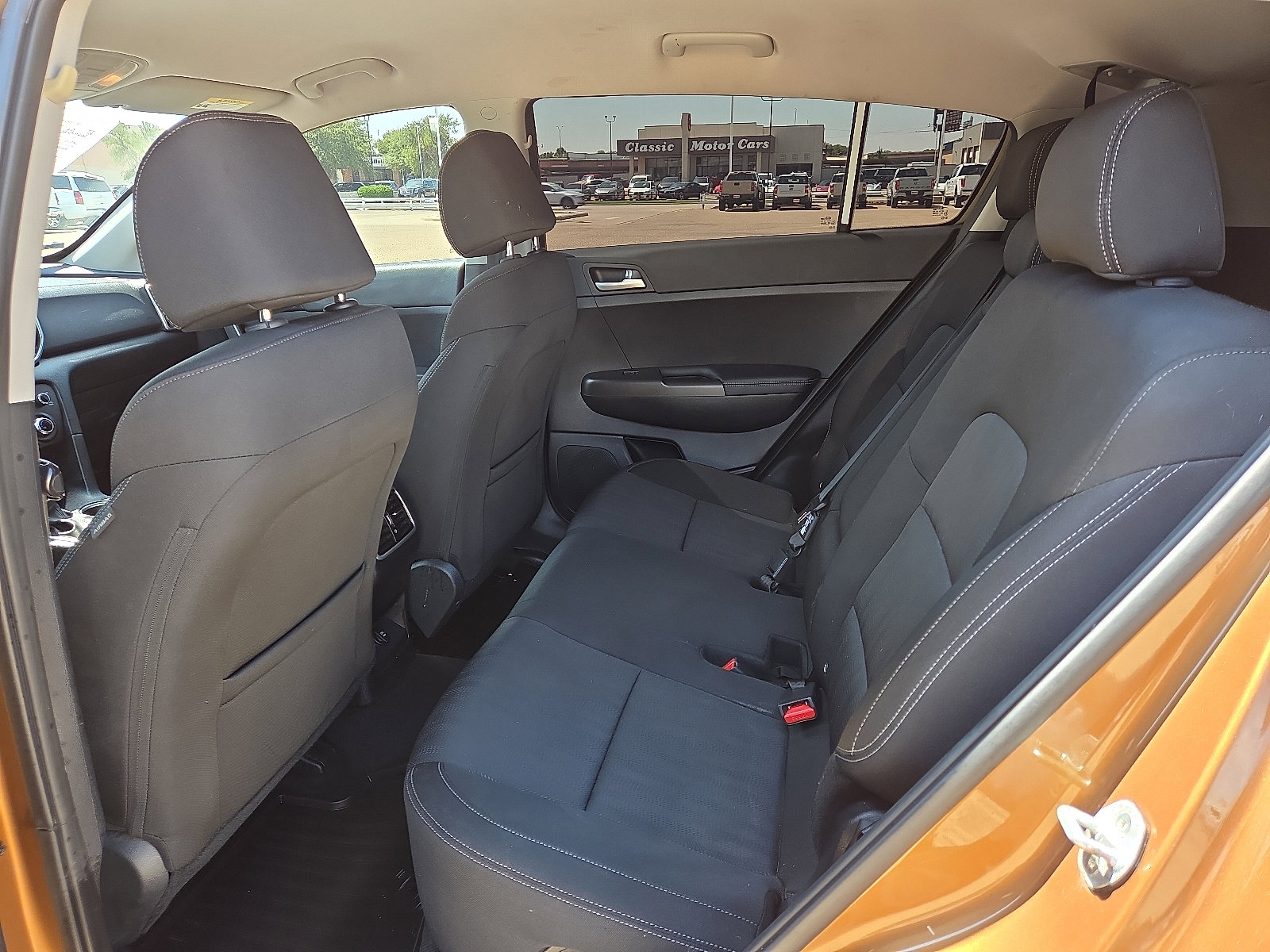 Used 2021 Kia Sportage LX image 8