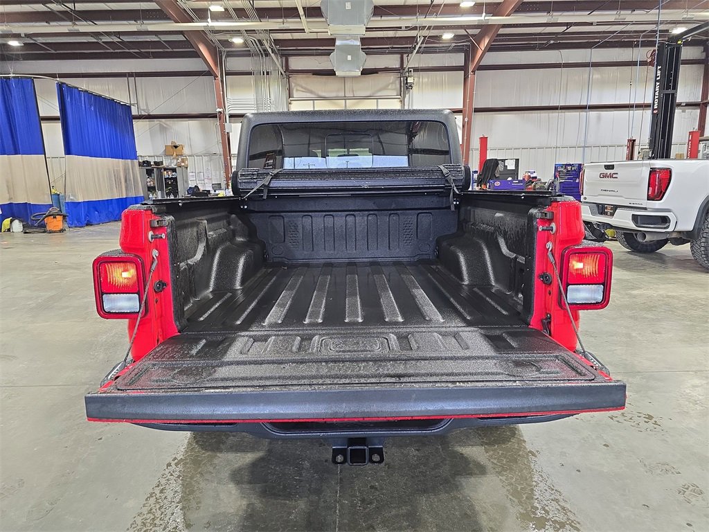 Used 2020 Jeep Gladiator Overland w/ Trailer Tow Package image 13