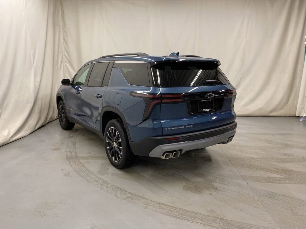 New 2026 Chevrolet Traverse LT w/ Sun and Wheel Package AWD/4WD image 5